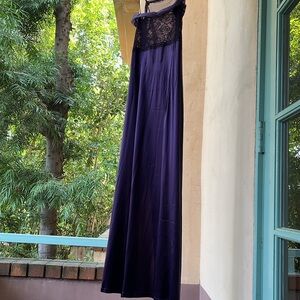 Exquisite La Perla Silk and Lace Purple Long Nightgown